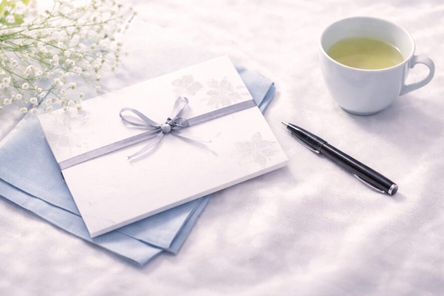 【喪中の新年挨拶の例文】迷わない返信と寒中見舞い整理